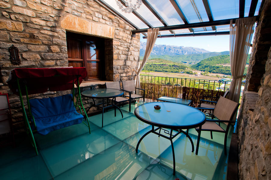 Hotel Villa Romanica Aínsa Exterior foto